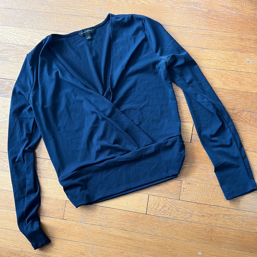 BANANA REPUBLIC Navy Top Size small